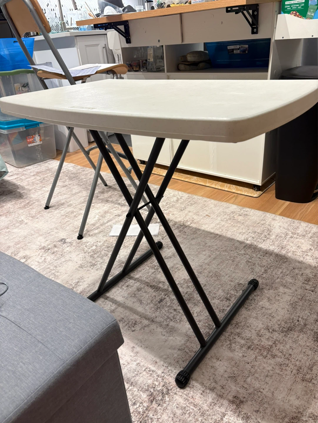 Lifetime small folding table/ tv tray table