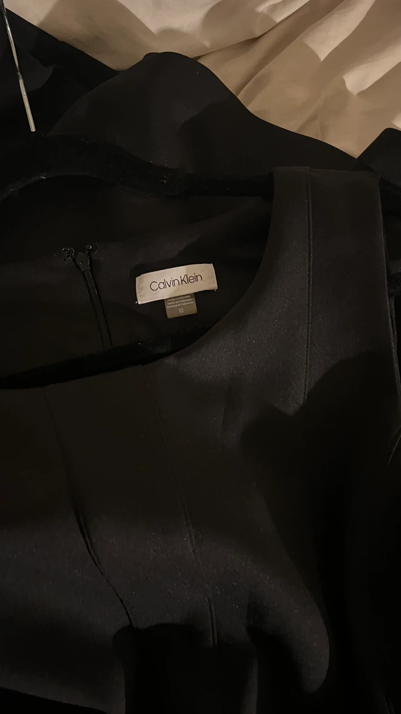 Calvin Klein Black Sheath Dress - photo 2
