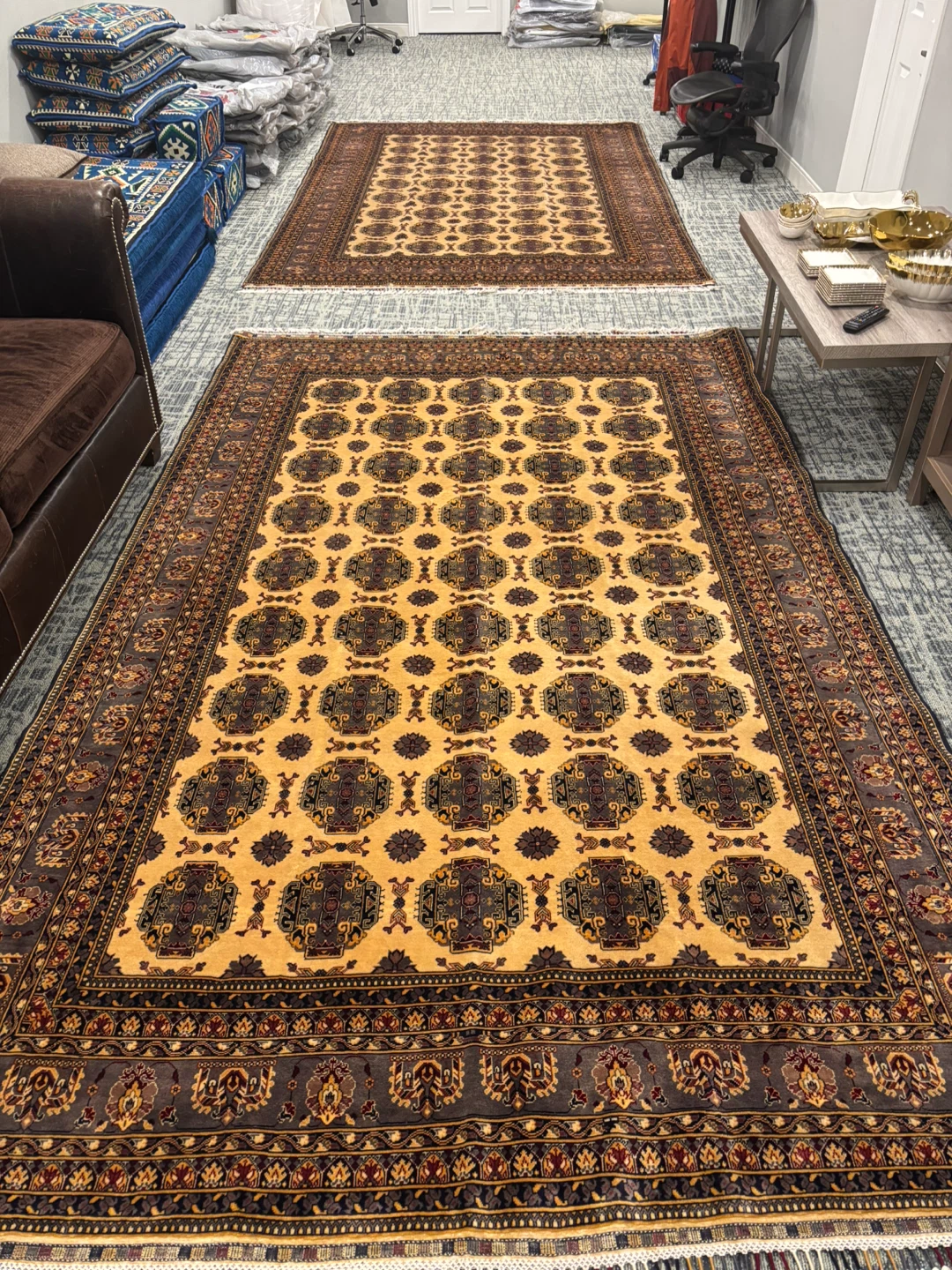 Persian Style Area Rug 10 feet by 7 feet - photo 2