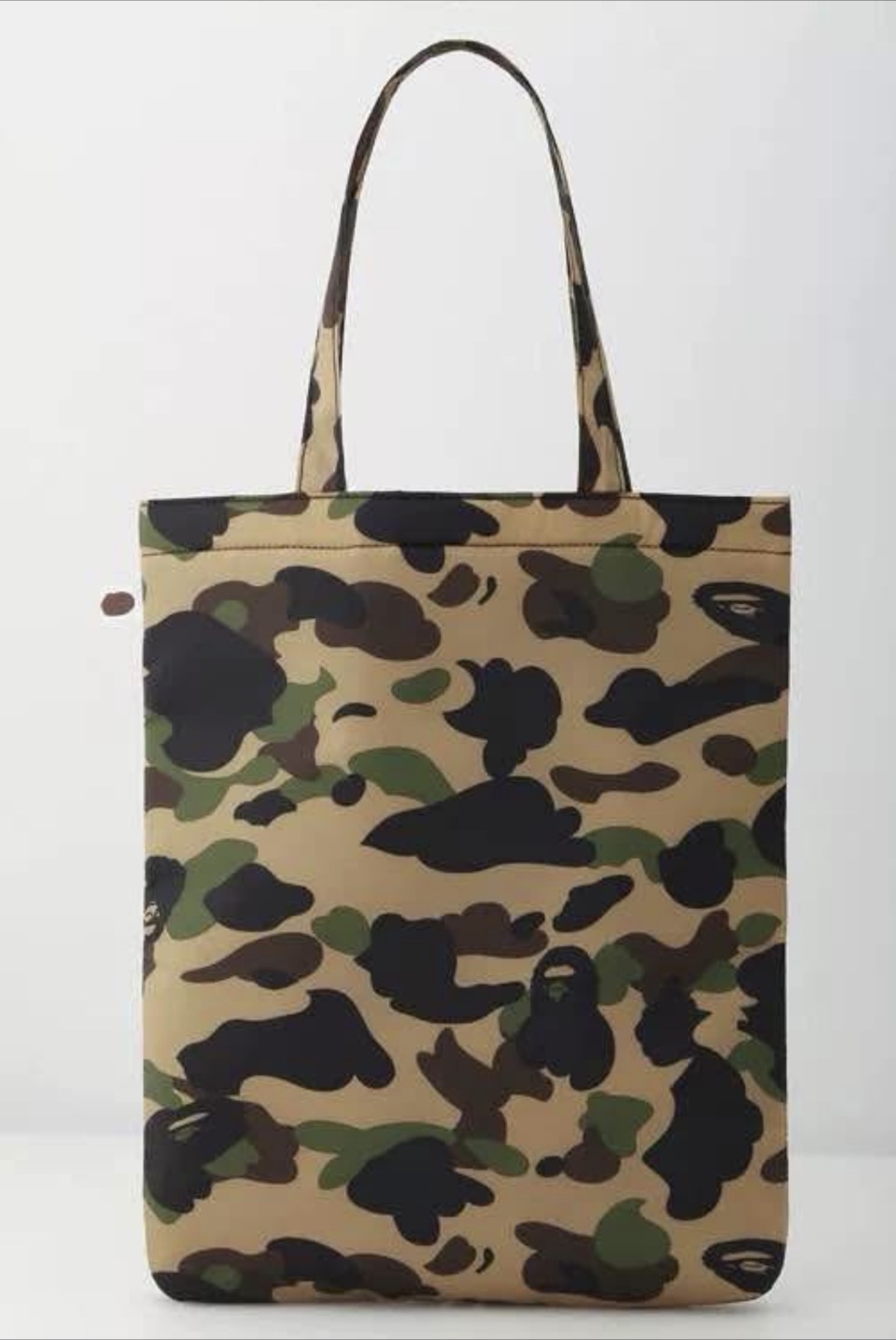 BAPE® CAMO SHARK CUSHION TOTE - photo 2
