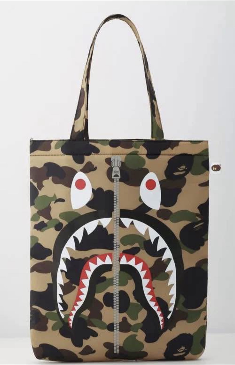 BAPE® CAMO SHARK CUSHION TOTE