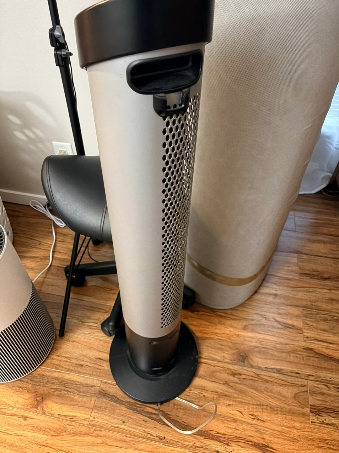 Seville Classics Oscillating Tower Fan - photo 2