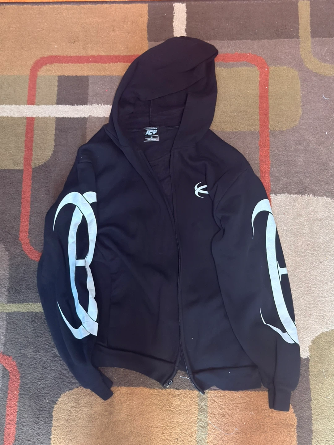 Icy Studios Signature Zip Hoodie. Size M