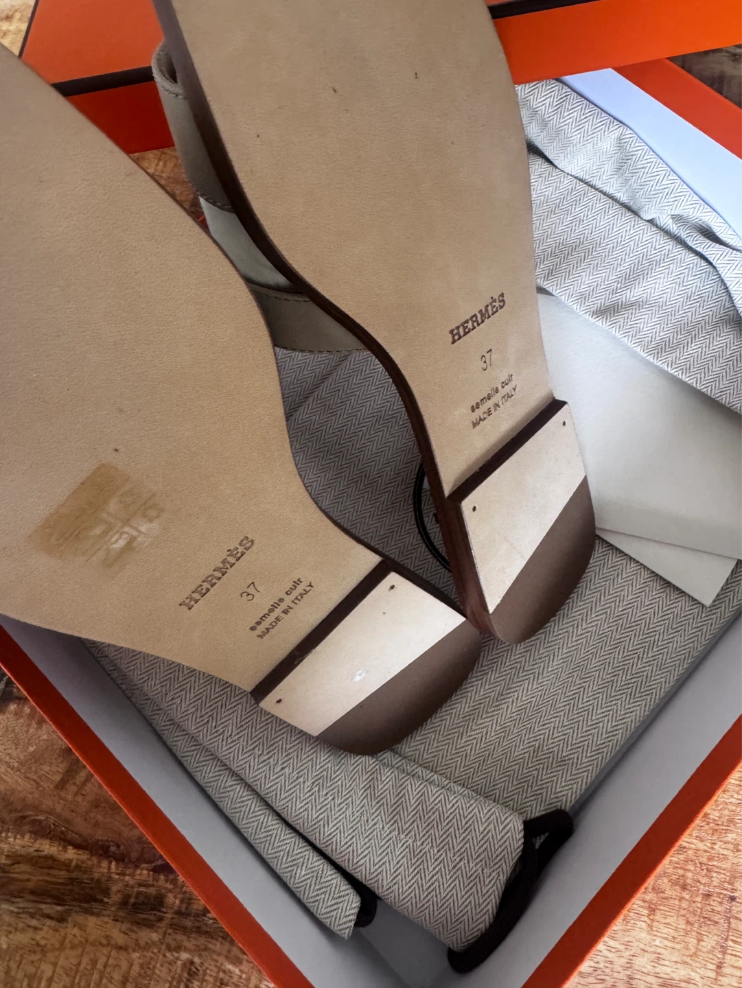 Hermès oran Sandals Size 37 - photo 3
