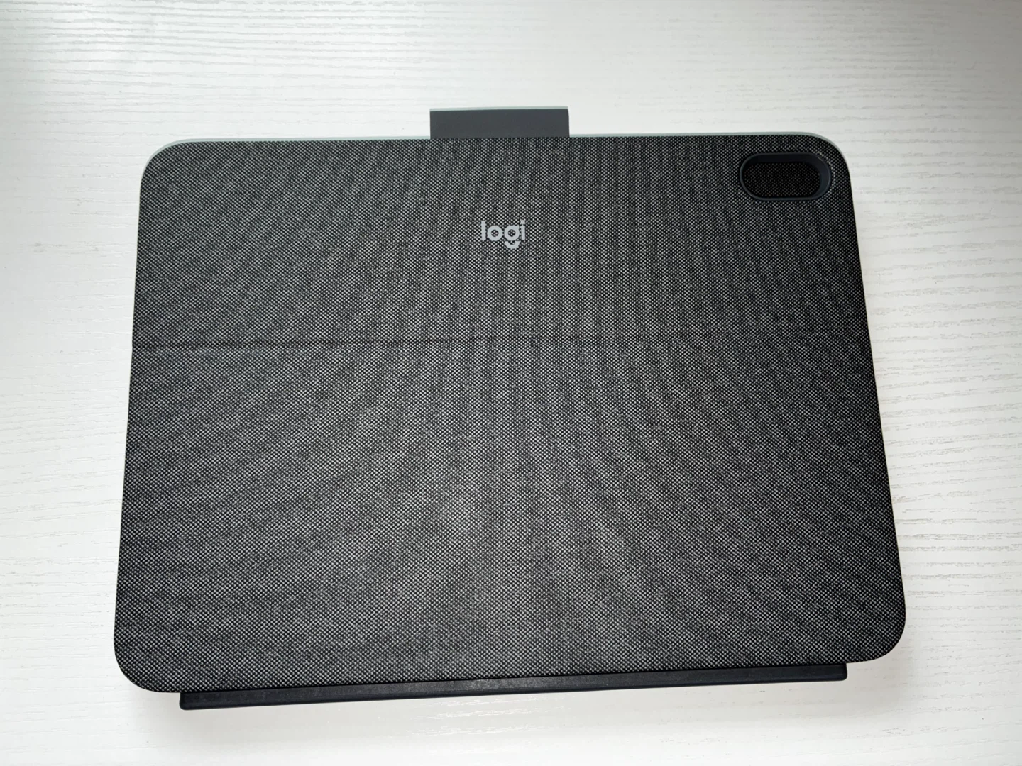 Logitech Folio Keyboard Case for iPad 11 Generation - photo 3