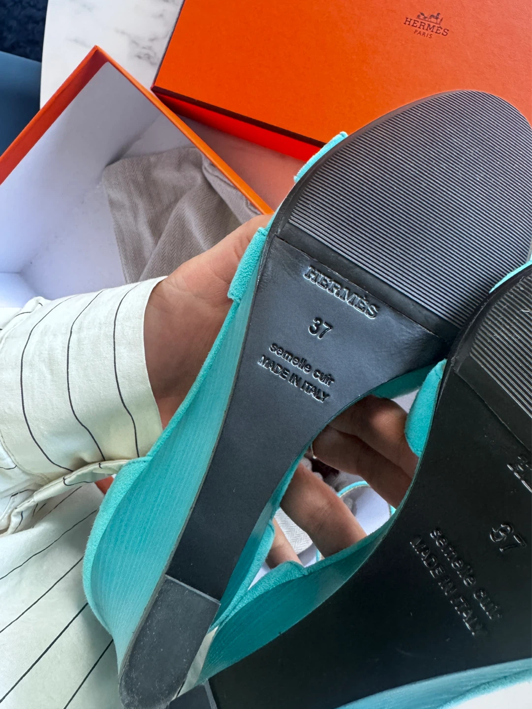 Hermès Oran Wedge Sandals - Size 37 - photo 5