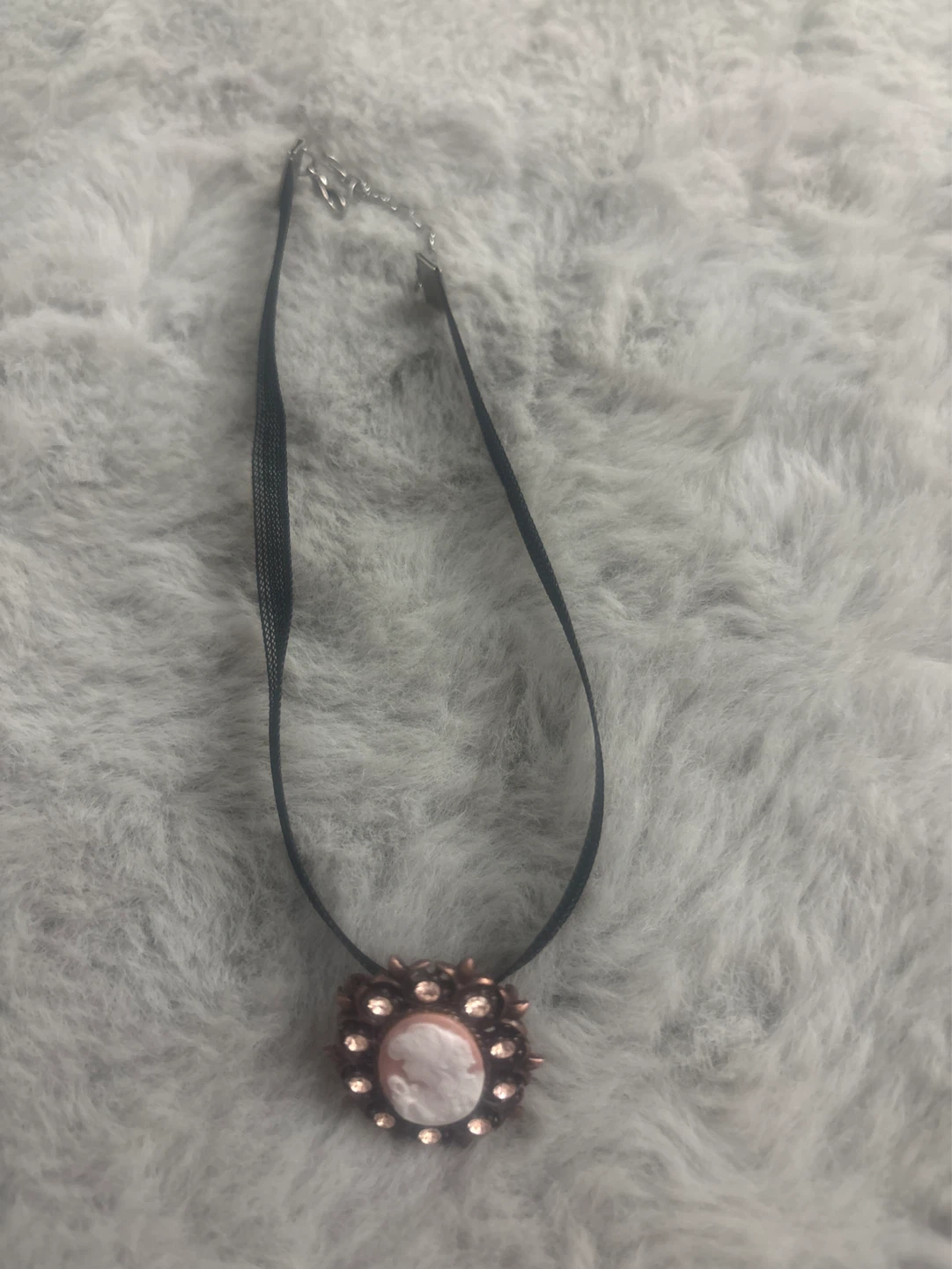 Cameo Choker Necklace - photo 2