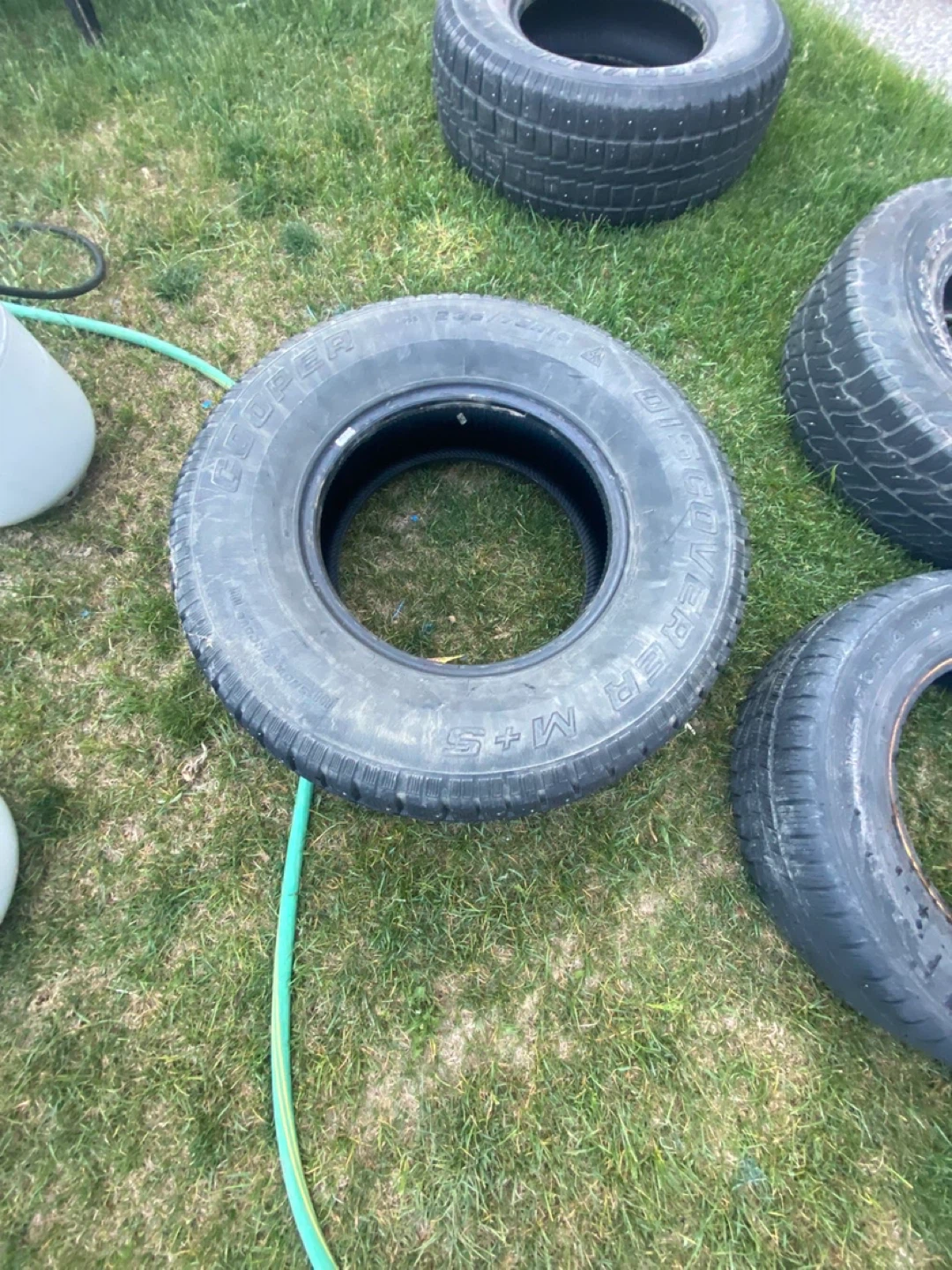 Cooper Discoverer Radial Rover M+S Tires (4) - photo 3