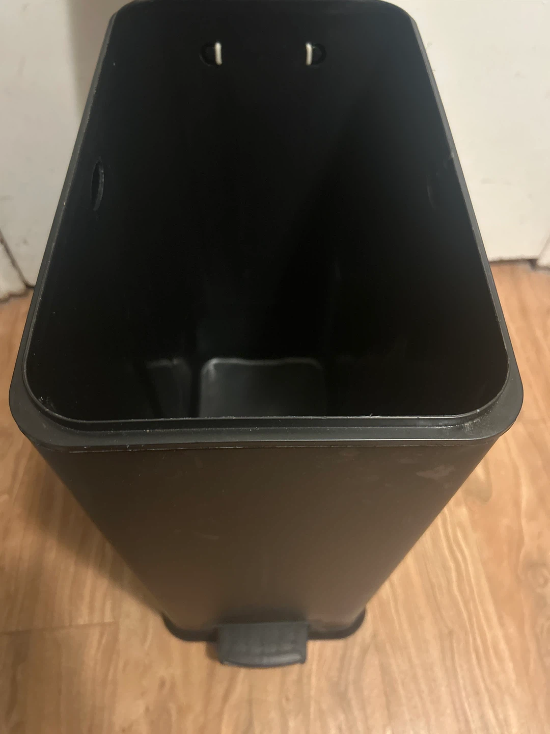 Black Step Trash Can - photo 3