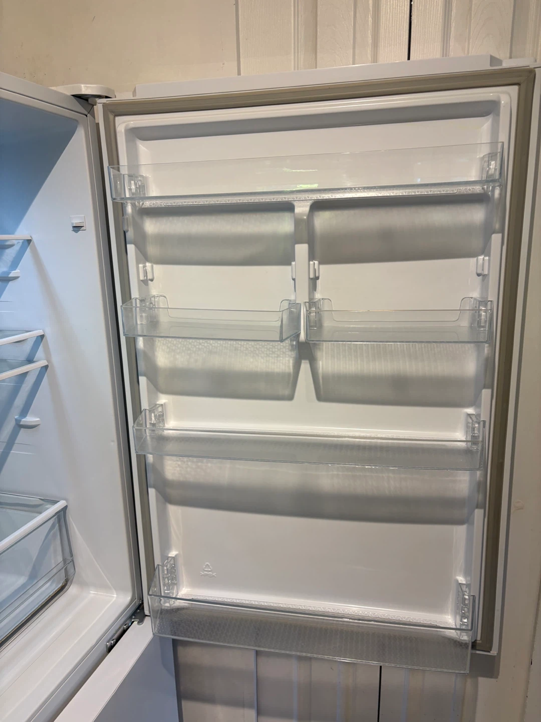 Hisense Refrigerator - photo 4