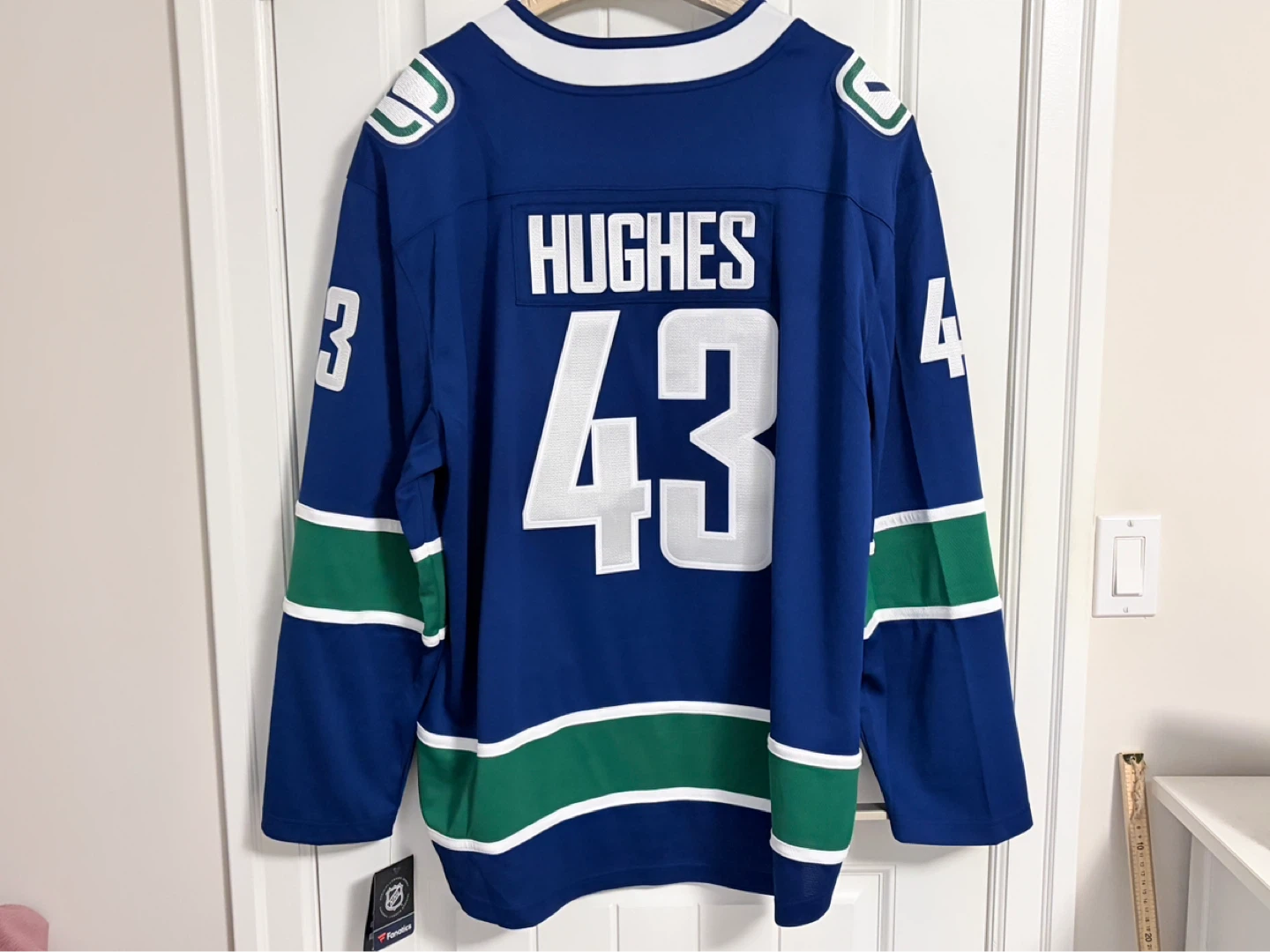 BNWT Authentic Fanatics Vancouver Canucks Hughes Jersey 3XL