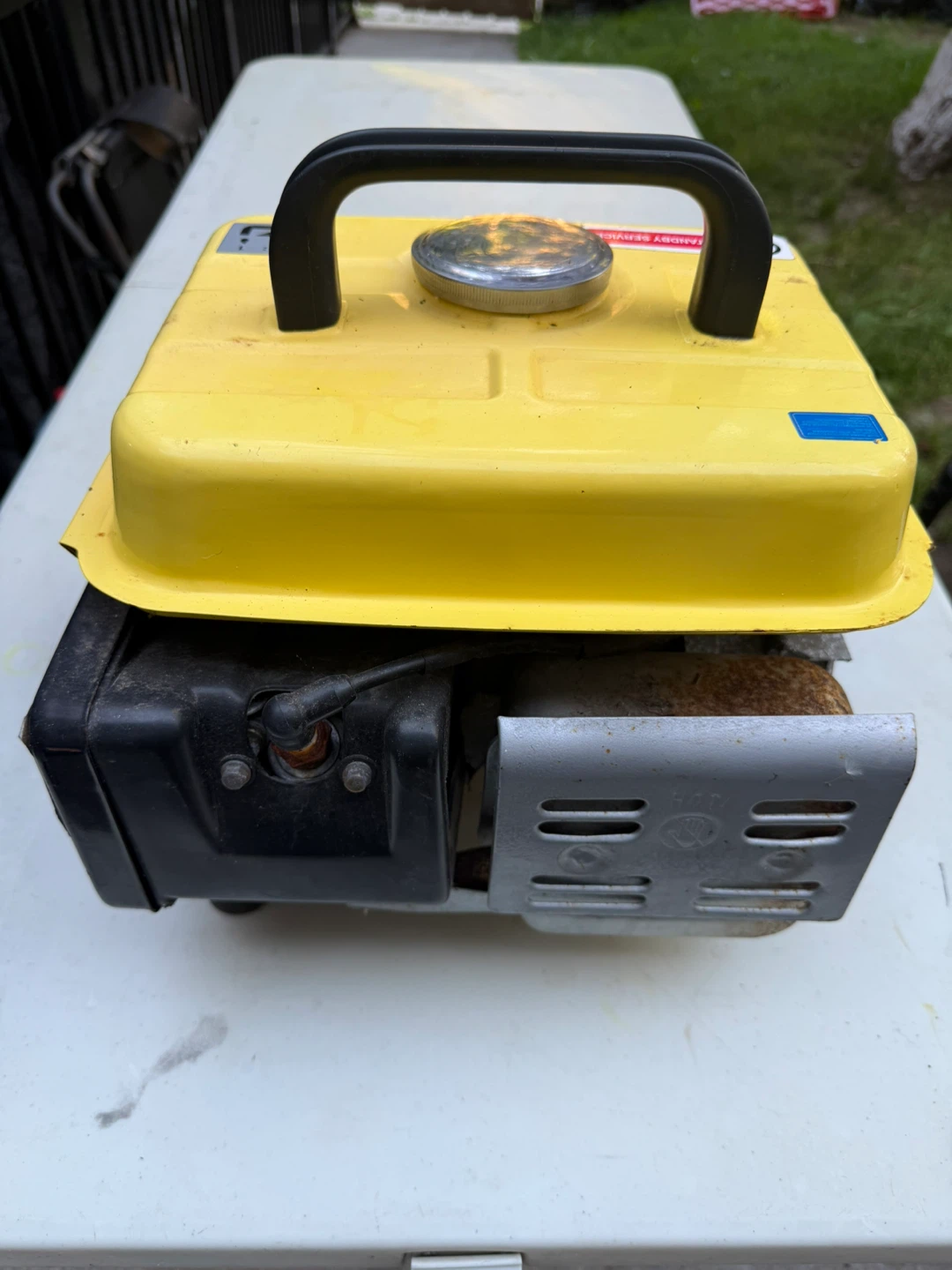 Power Fist 880 Watt Portable Generator - photo 2