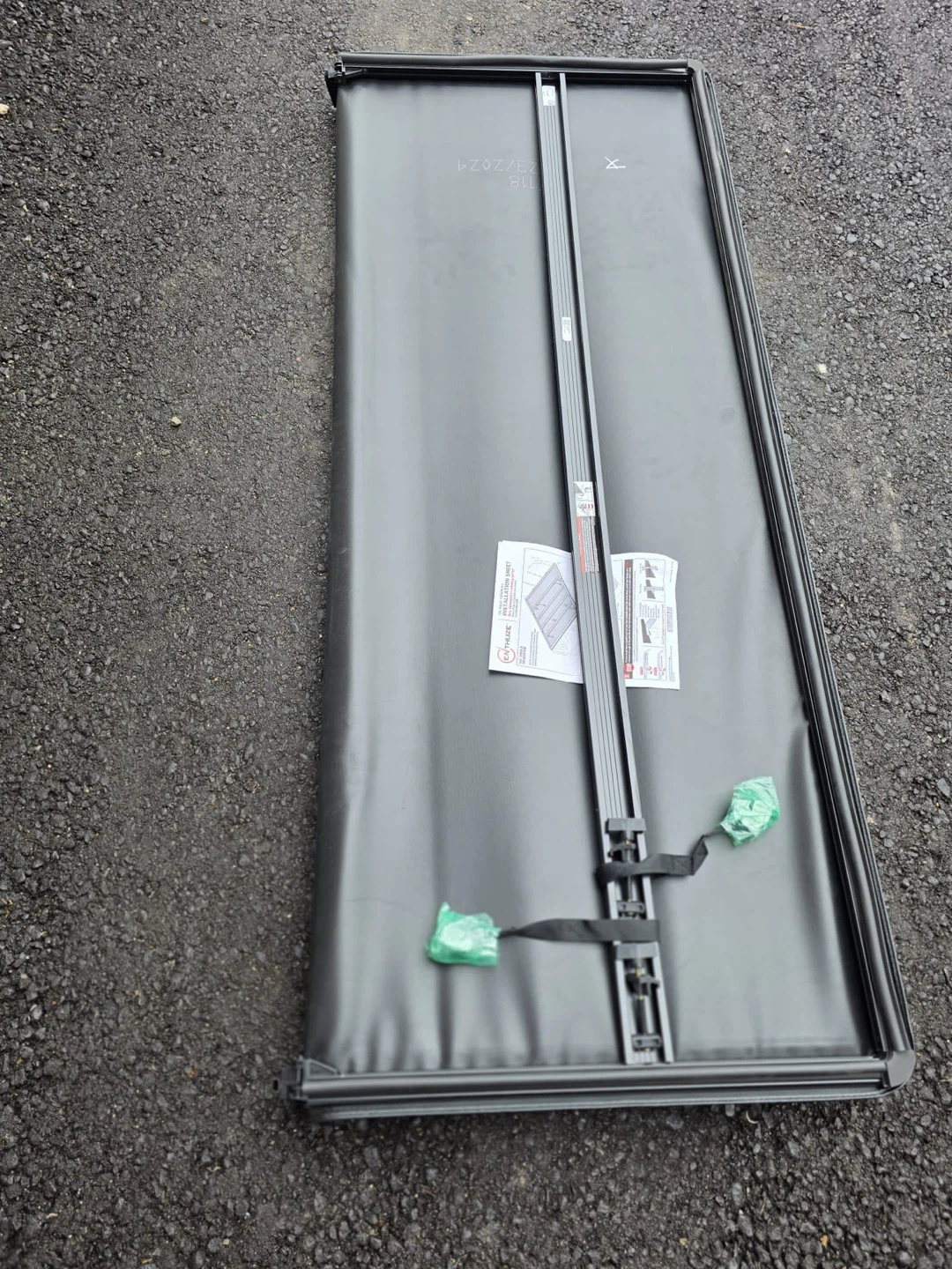 Enthuze Soft Tri-Fold Tonneau Cover - photo 2