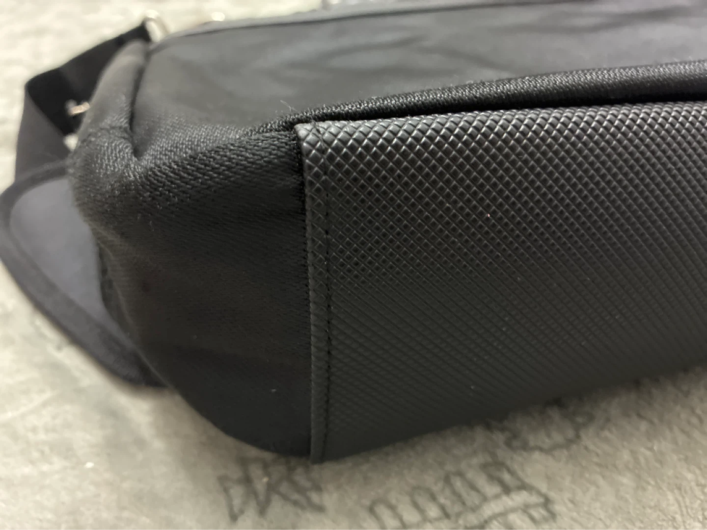 Black Briefcase with Shoulder Strap(a laptop bag) - photo 4