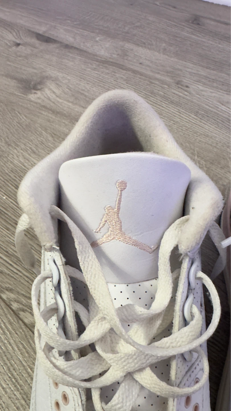 Air Jordan 3 Women's "Neapolitan" Sneakers - photo 4