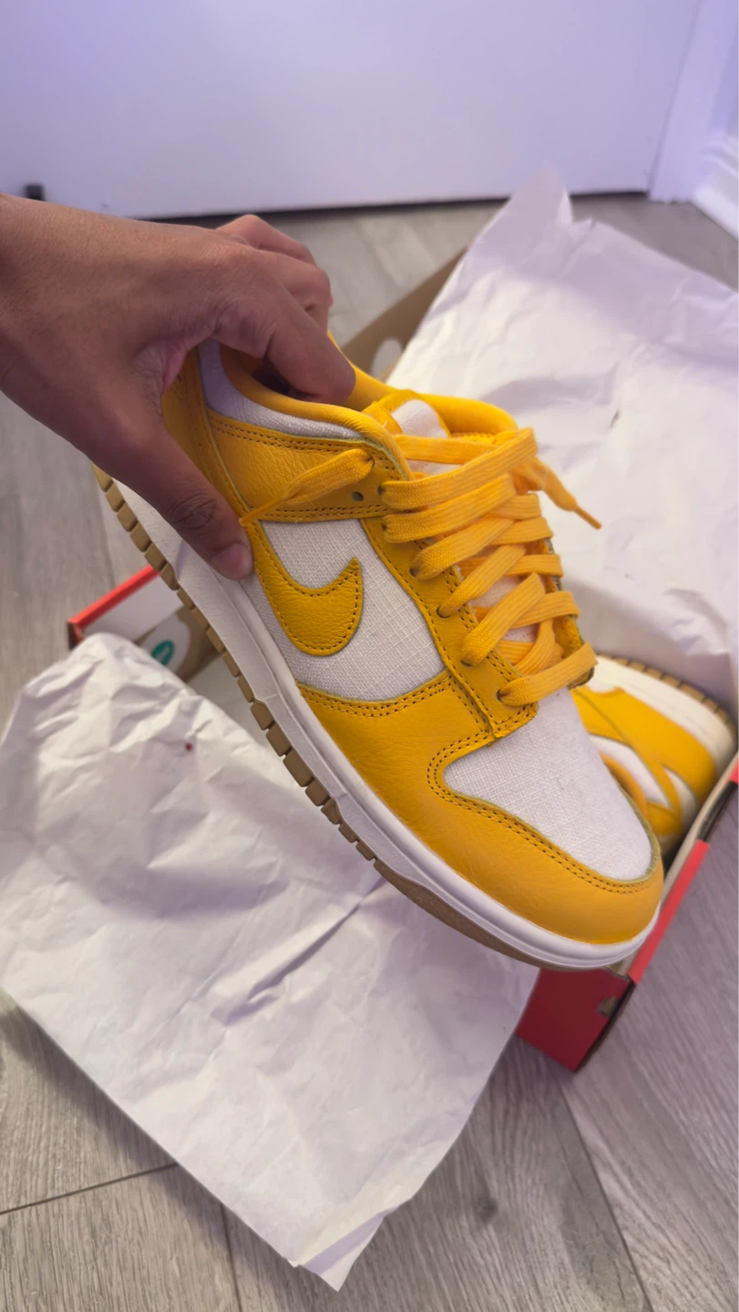 Nike Dunk Low University Gold Sneakers Size 8.5 - photo 2