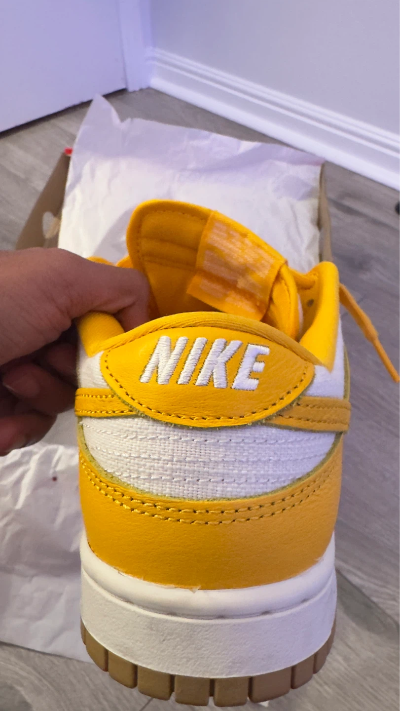 Nike Dunk Low University Gold Sneakers Size 8.5 - photo 4