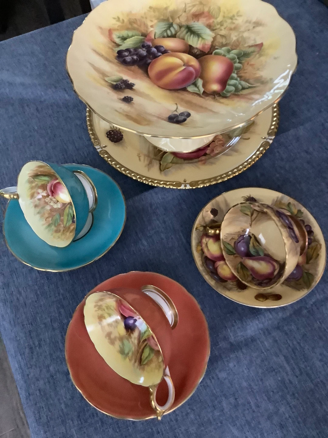 Vintage Fruit Decorated Tea Cups and Saucers Set - photo 2