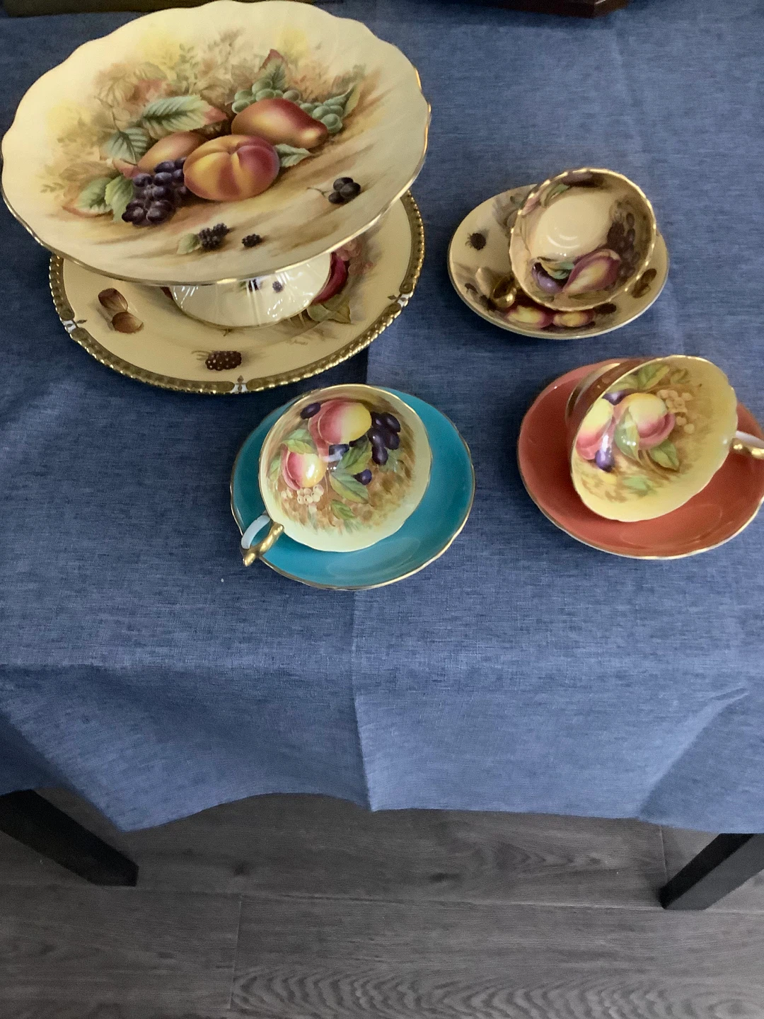 Vintage Fruit Decorated Tea Cups and Saucers Set