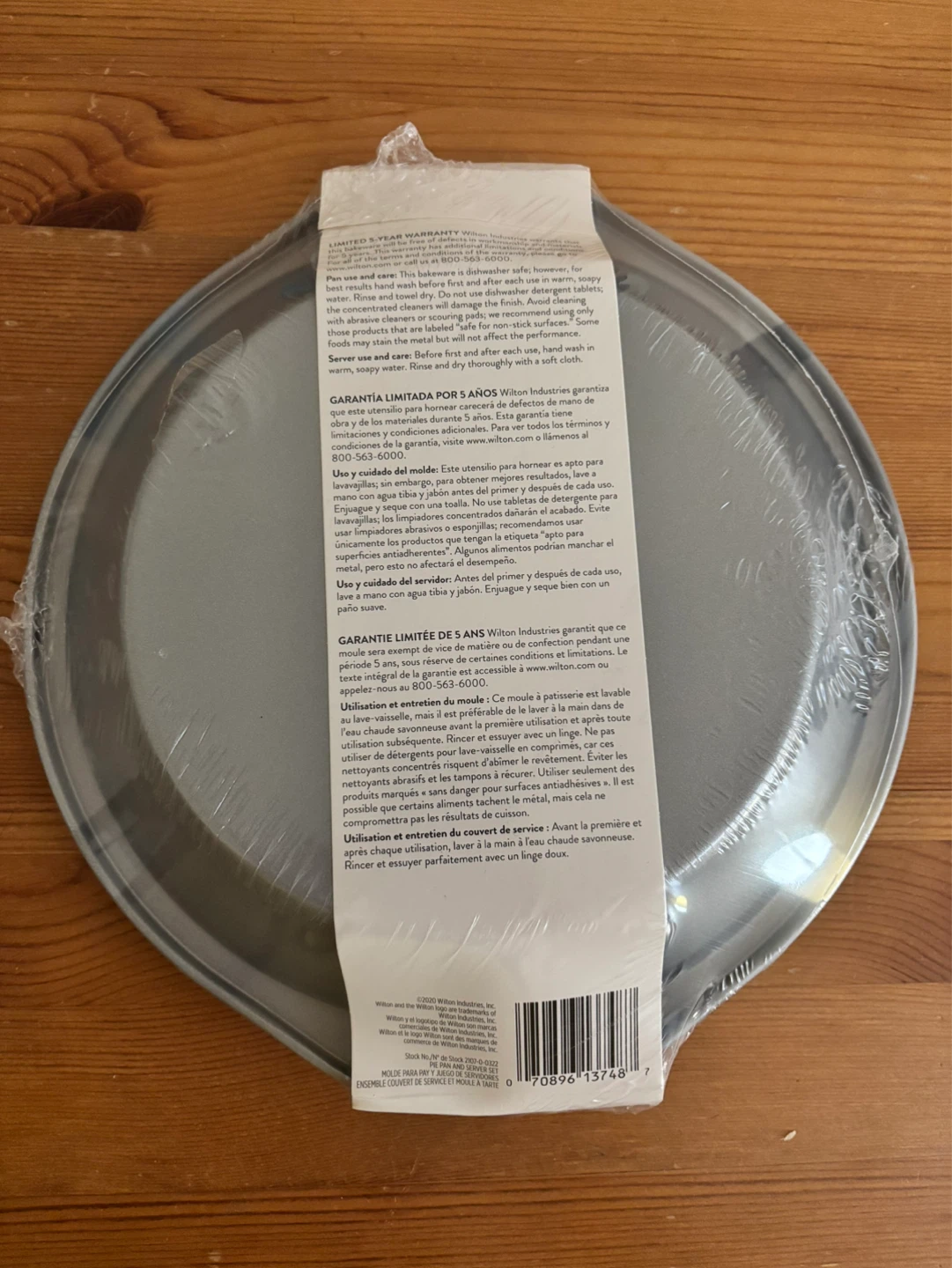 Brand new Wilton Pie Pan & Server set - photo 3