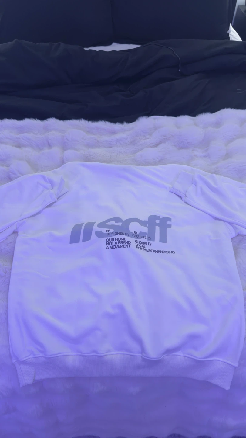White Scuffers Hoodie - photo 2