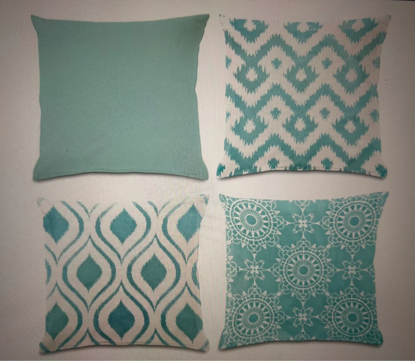 4 Cushion Covers - 18x18 Inch - photo 2