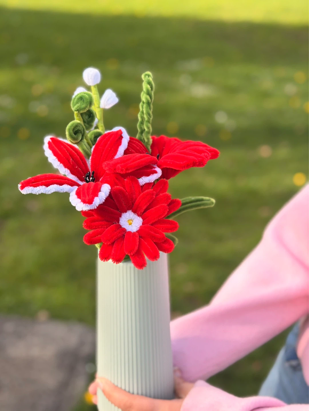 Handmade Red Flower Vase 🌸 - photo 2