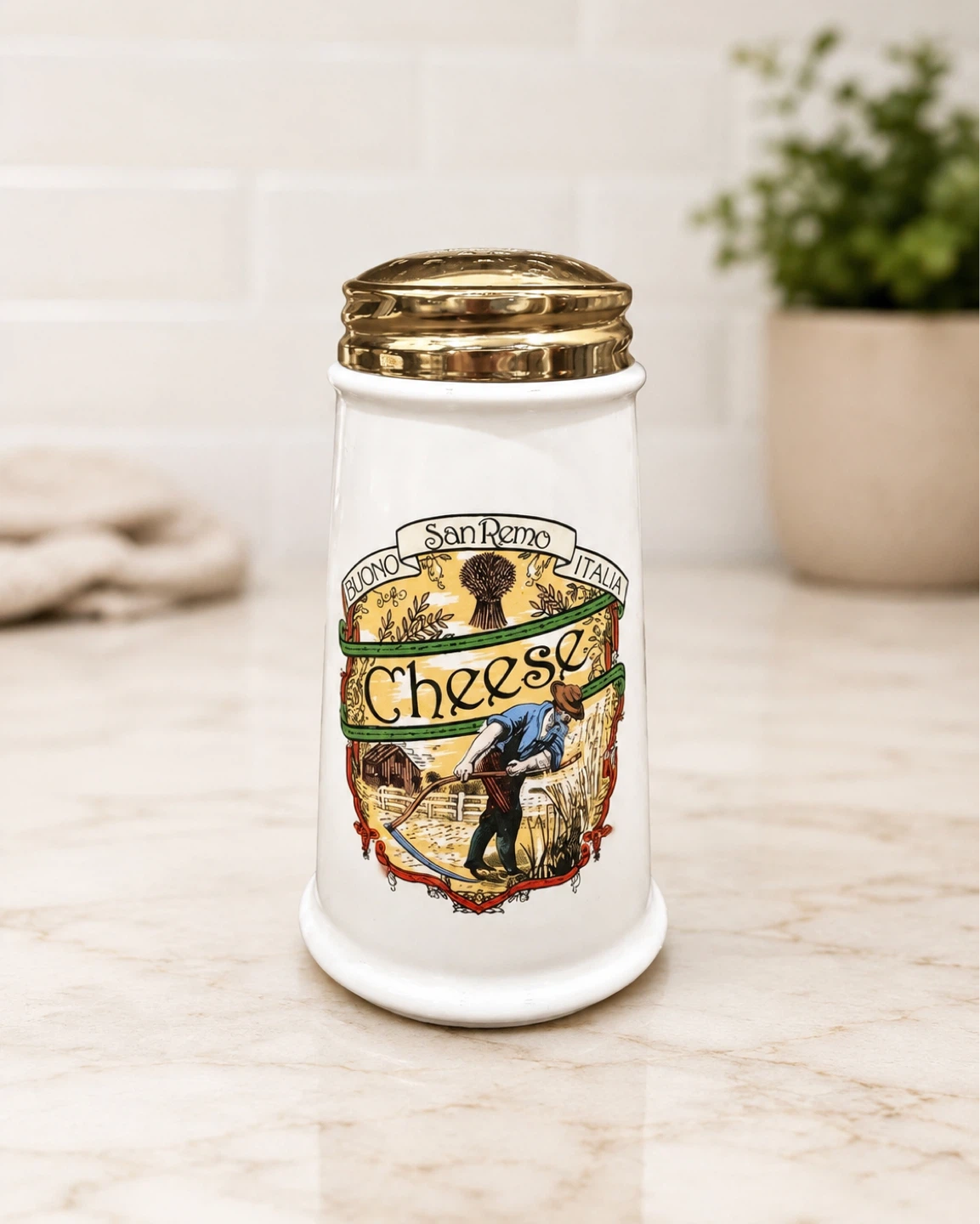 San Remo Italia Cheese Shaker