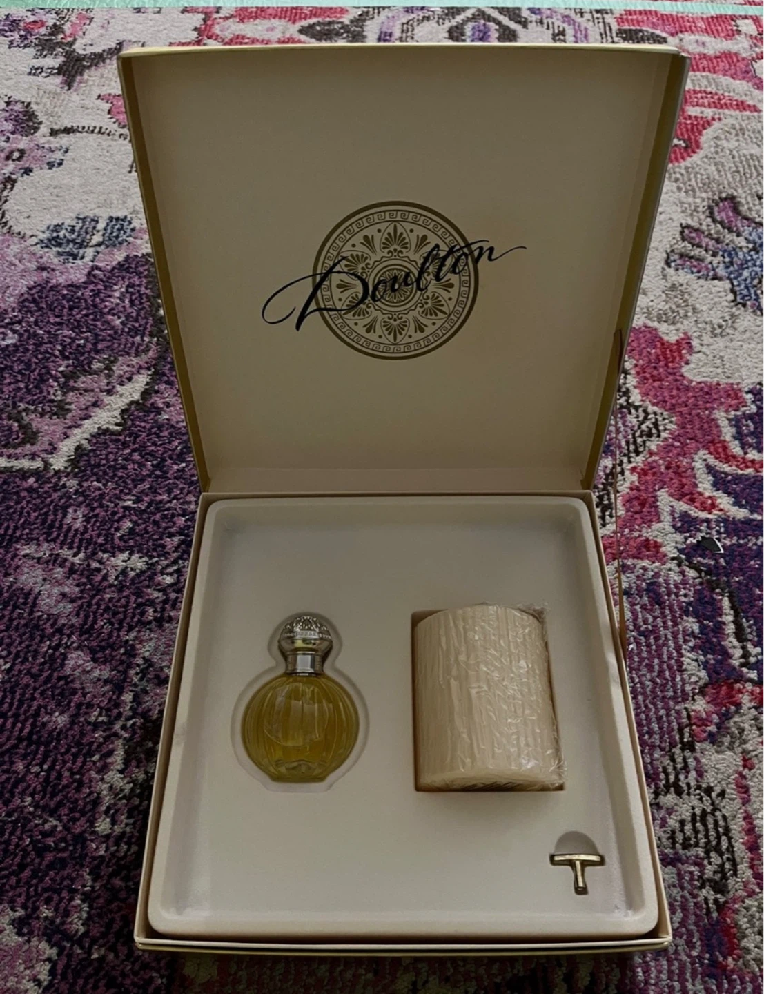 Royal Doulton Fine Fragrance Collection Perfume & Candle Set