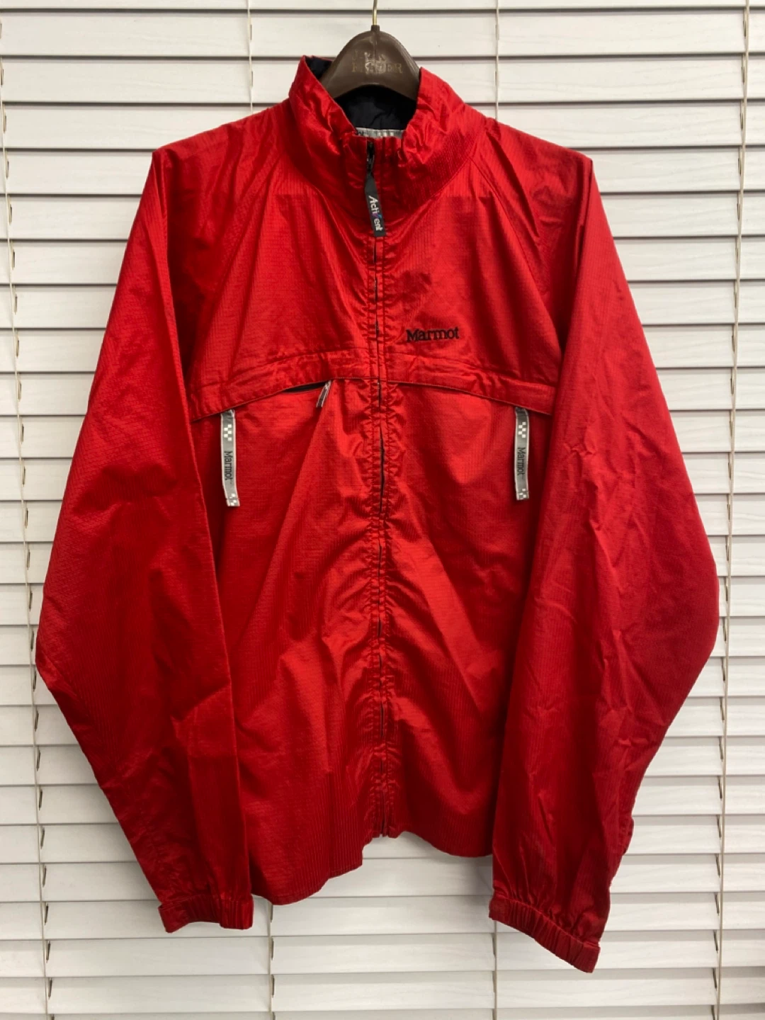 Marmot Red Windbreaker Jacket XL