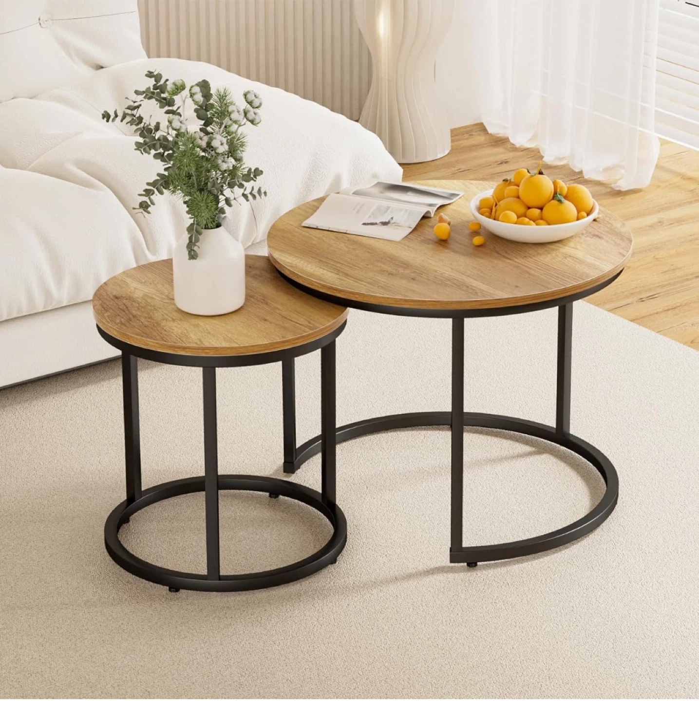 Set of 2 Round Nesting Coffee Tables