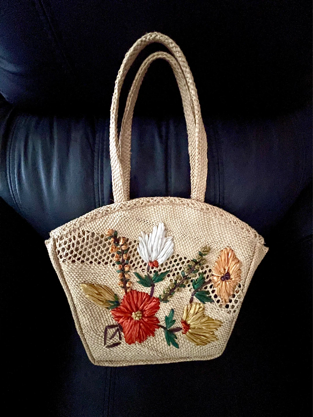 Vintage Straw Small Purse with Floral Embroidery