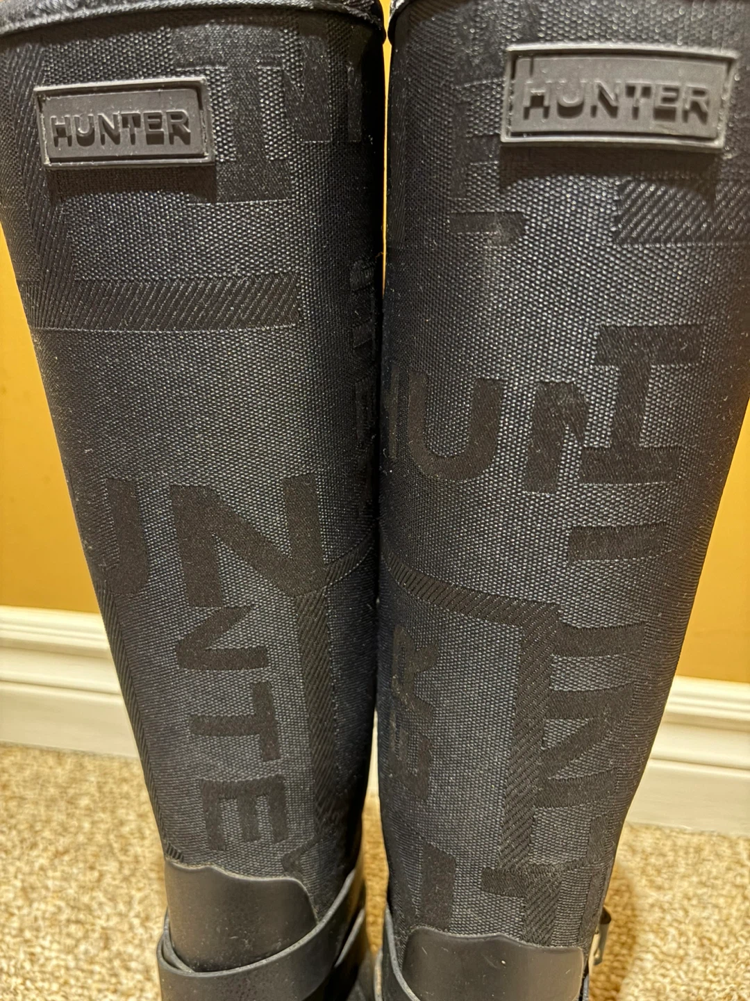 Hunter Tall Navy Embroidered Rain Boots - size 10 - photo 5