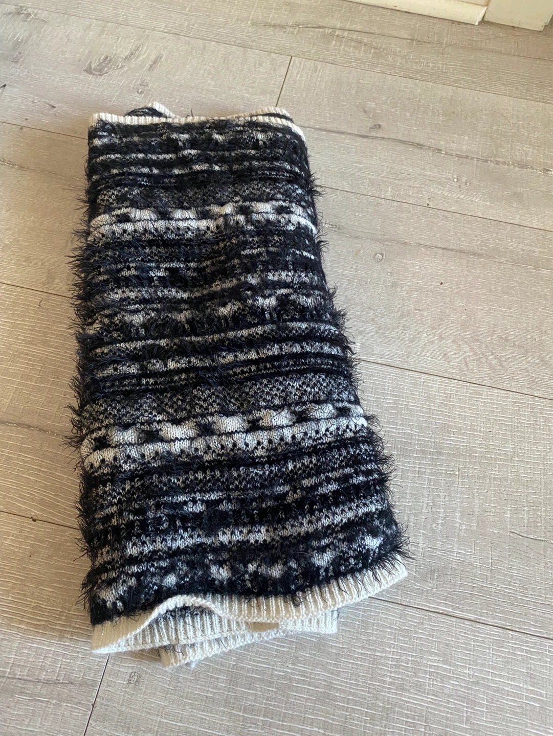 H&M Women's Knit Scarf - photo 2