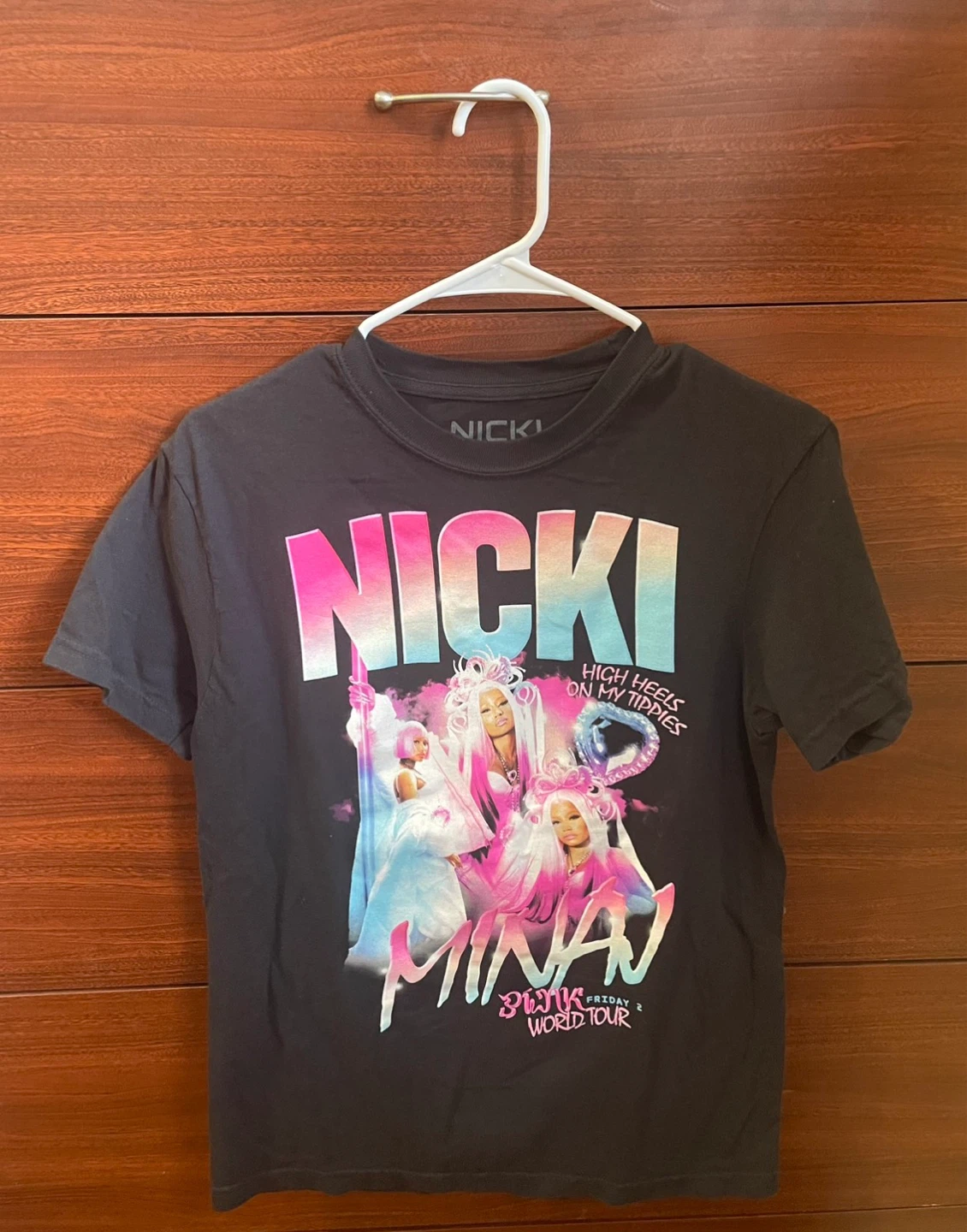 Nicki Minaj Tour T-Shirt Merch $15