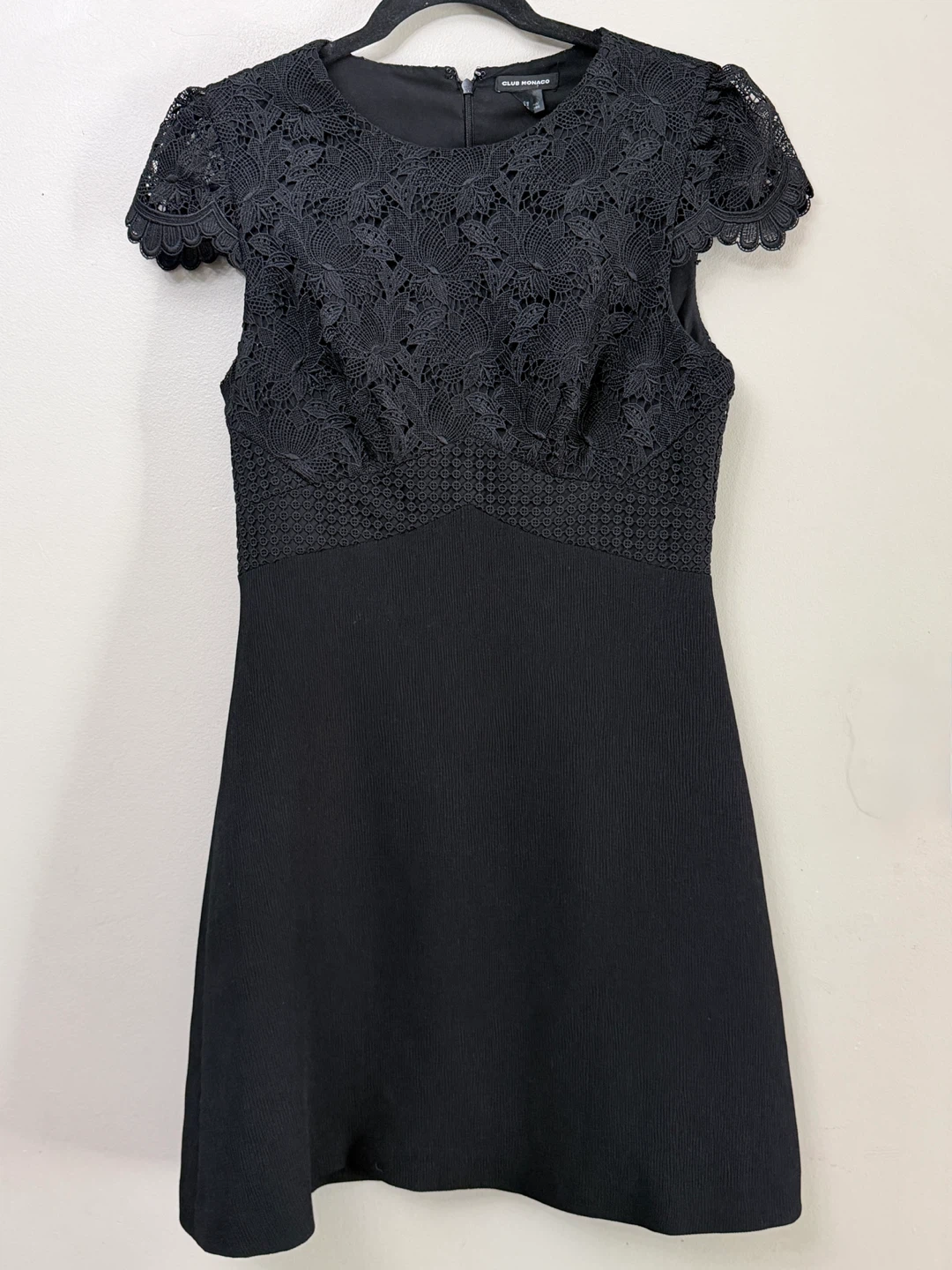 Club Monaco Black Lace Cocktail Dress - Size 6 - photo 2