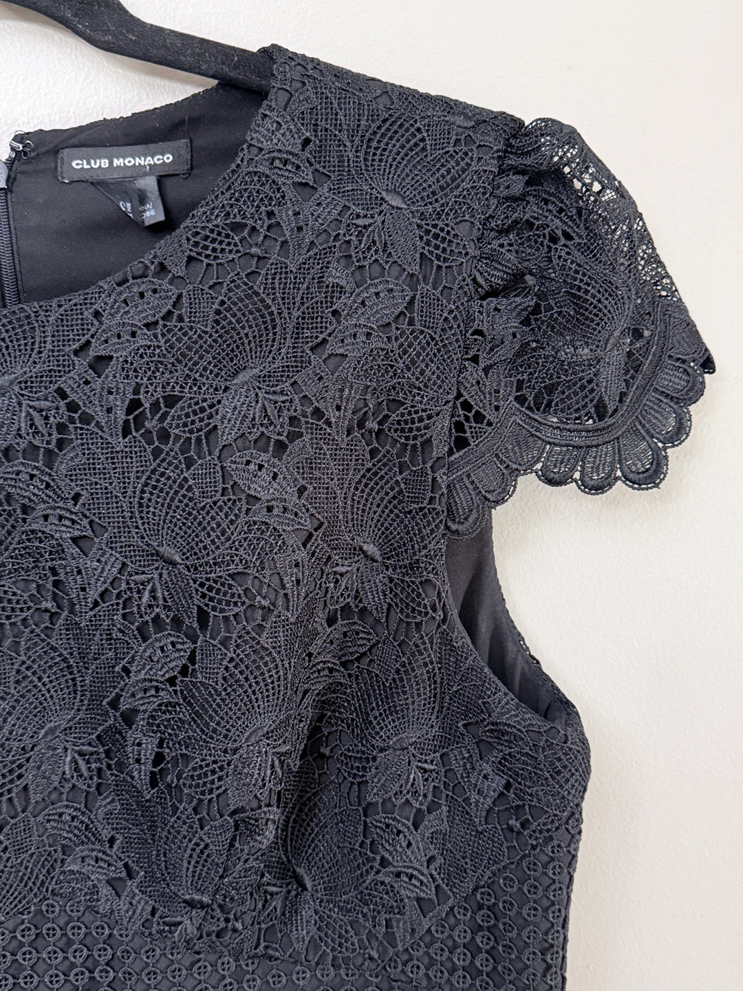 Club Monaco Black Lace Cocktail Dress - Size 6 - photo 5