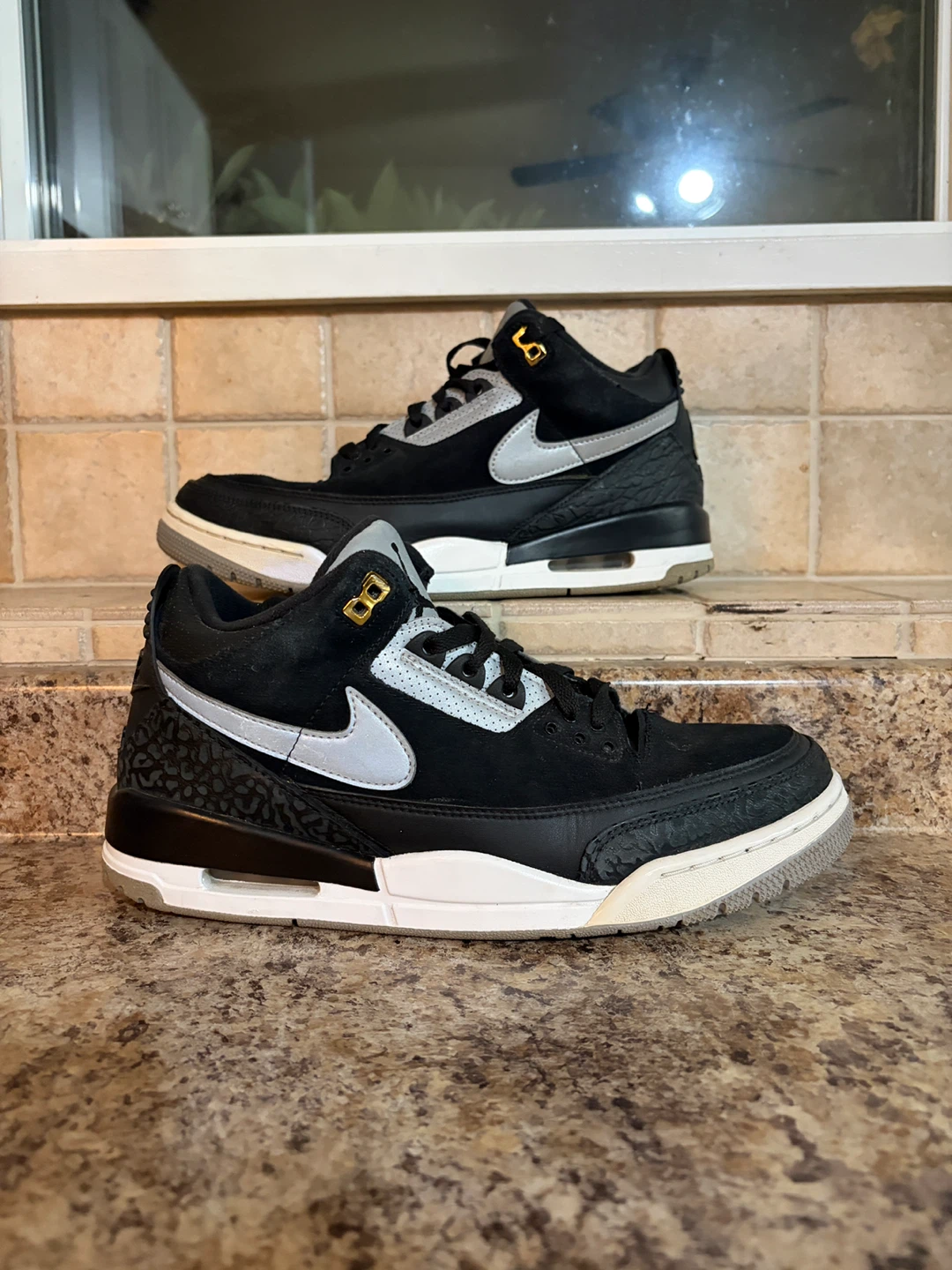 Nike Air Jordan 3 Retro Sneakers