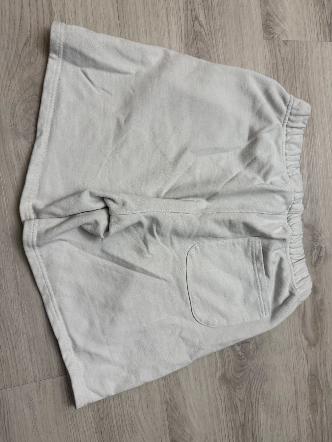 ESSENTIALS Short pants Size M - photo 2