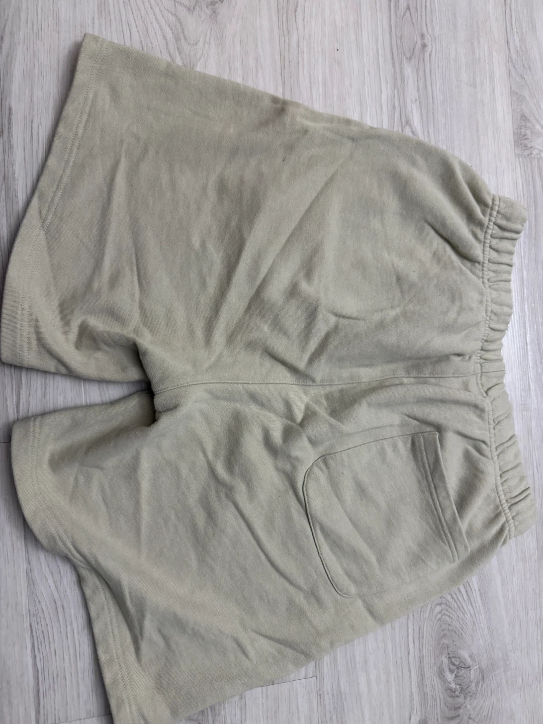 ESSENTIALS Beige short pants - Size M - photo 2