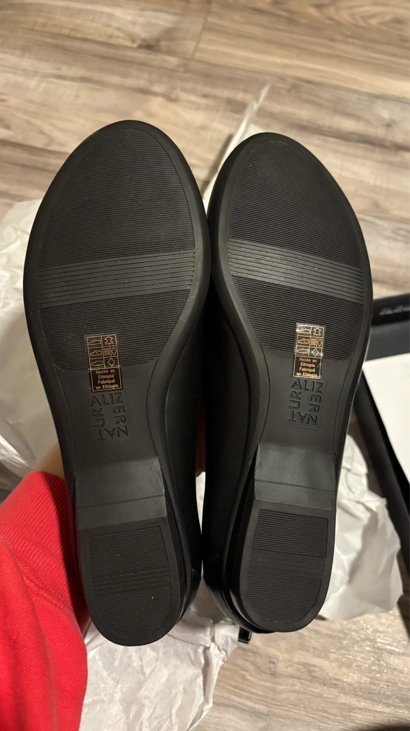 Brand New Naturalizer Black Leather Loafers - Size 8 - photo 3