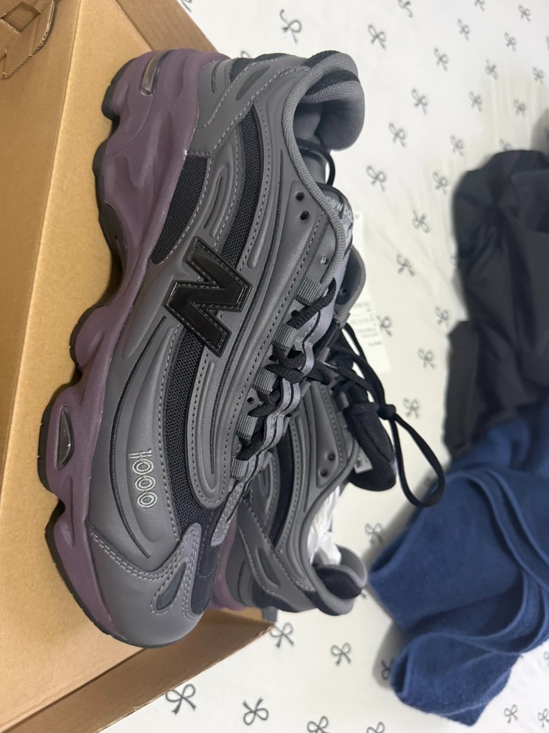 New Balance 1000 Sneakers