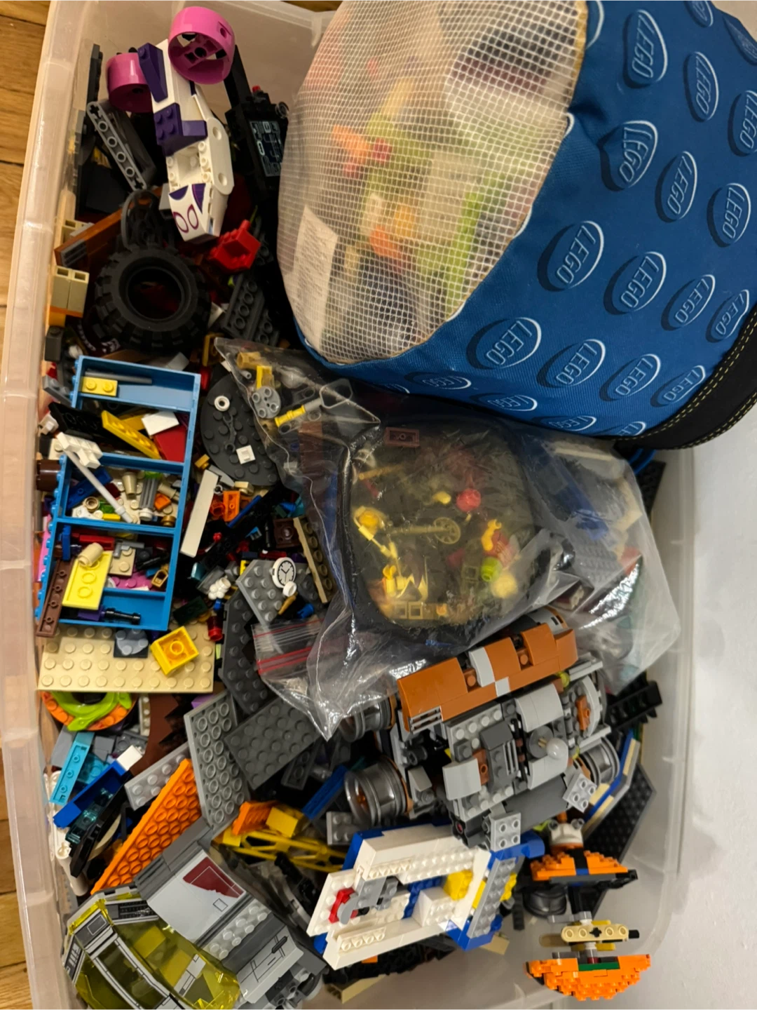 genuine LEGO 37lbs BULK PARTS LOT City Minifigure Marvel - photo 2