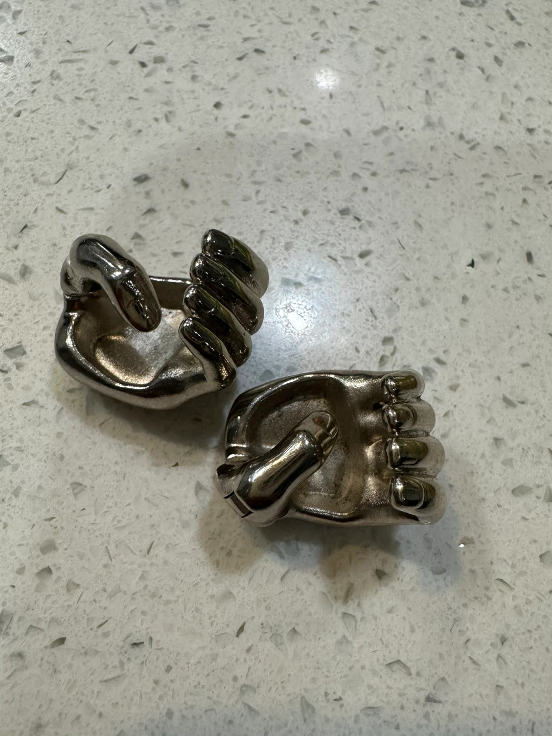 KHAITE Hand Silver Ear Cuff - photo 2