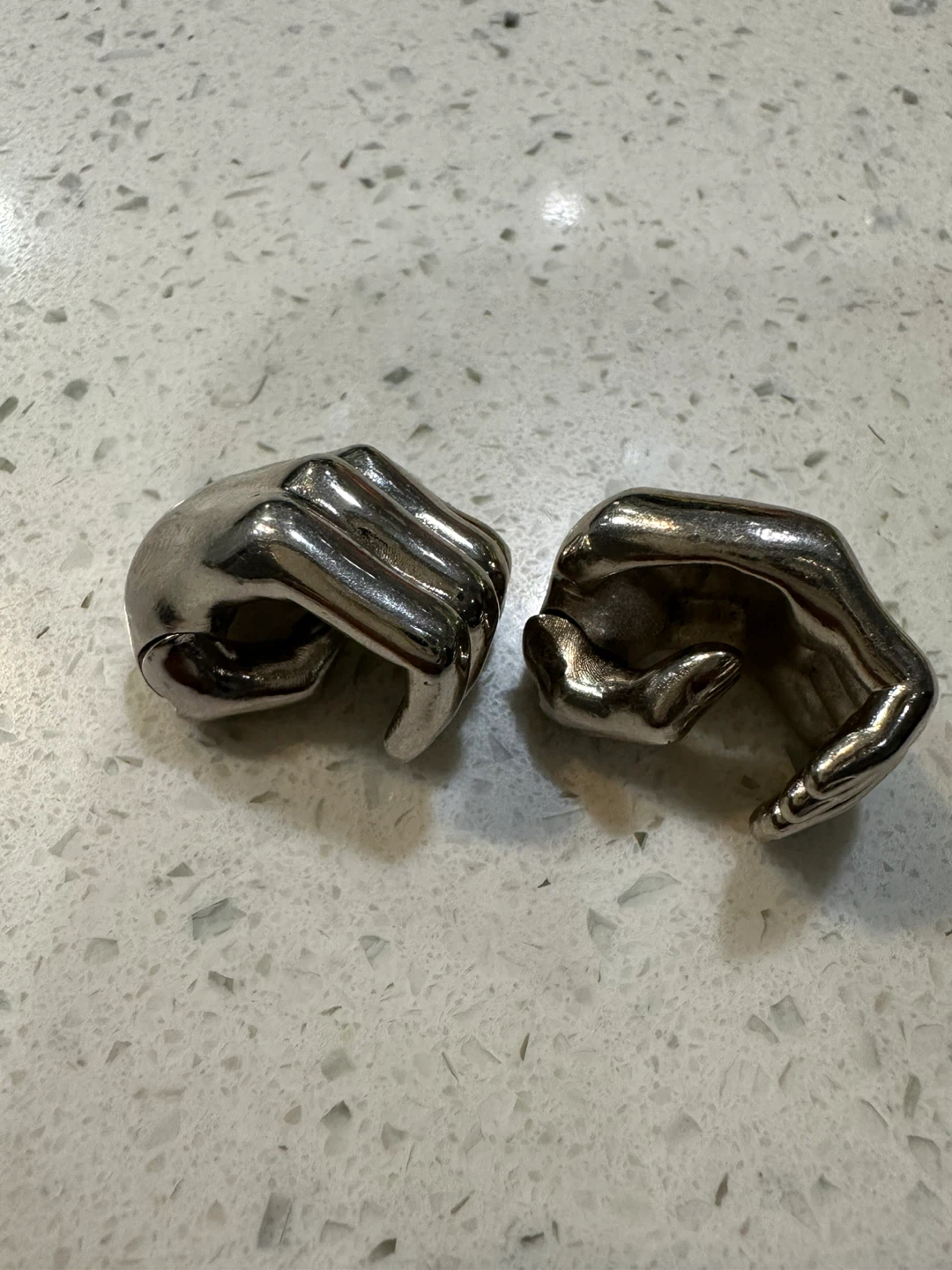 KHAITE Hand Silver Ear Cuff