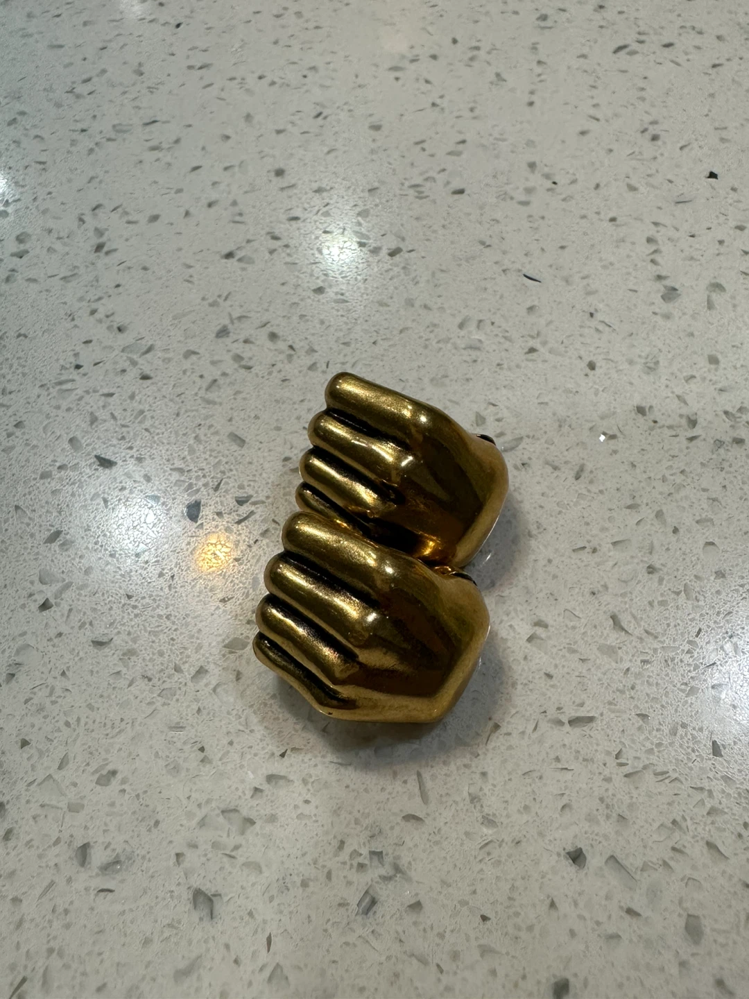 KHAITE Hand brass Ear Cuff - photo 4
