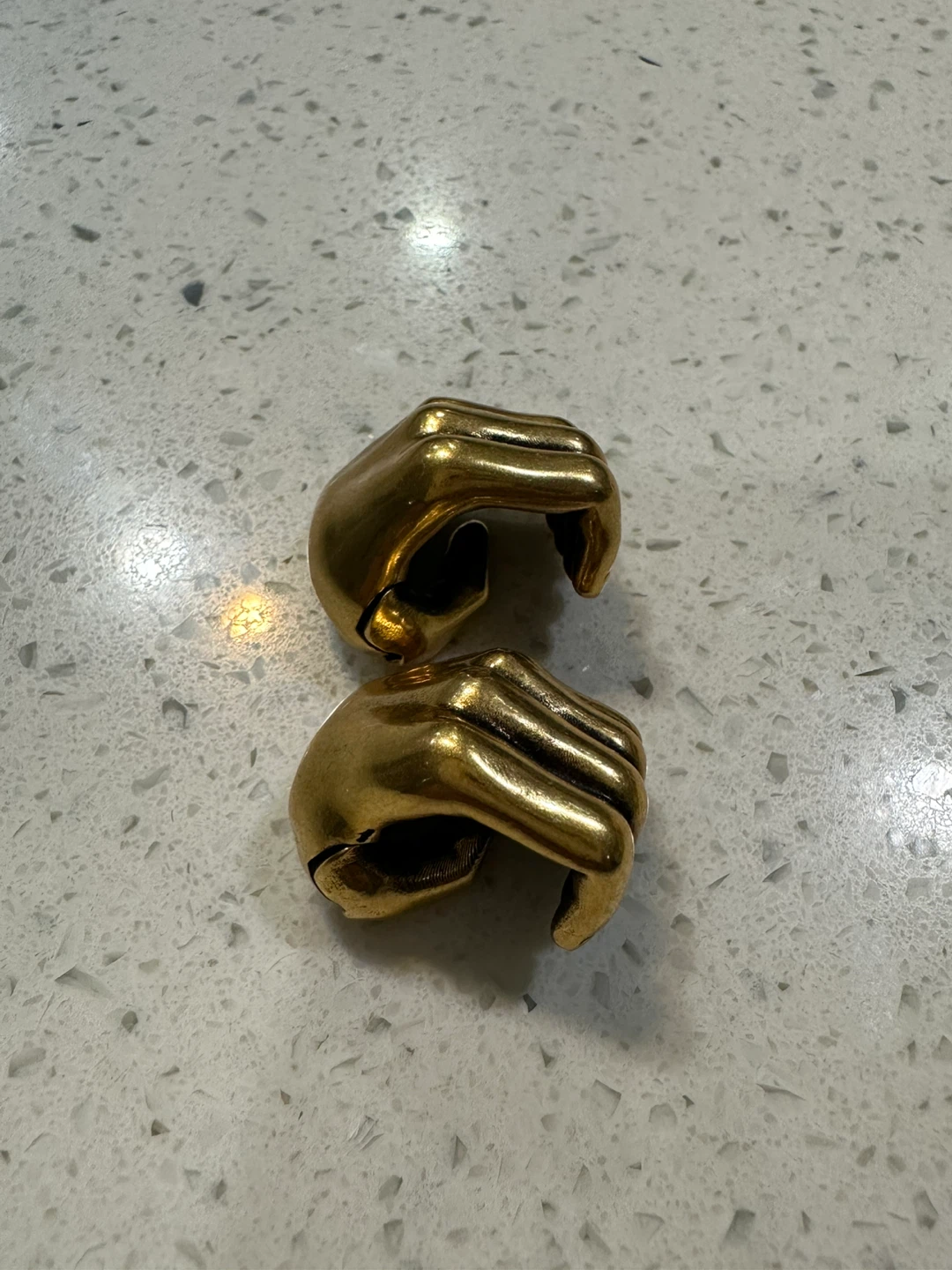 KHAITE Hand brass Ear Cuff - photo 2