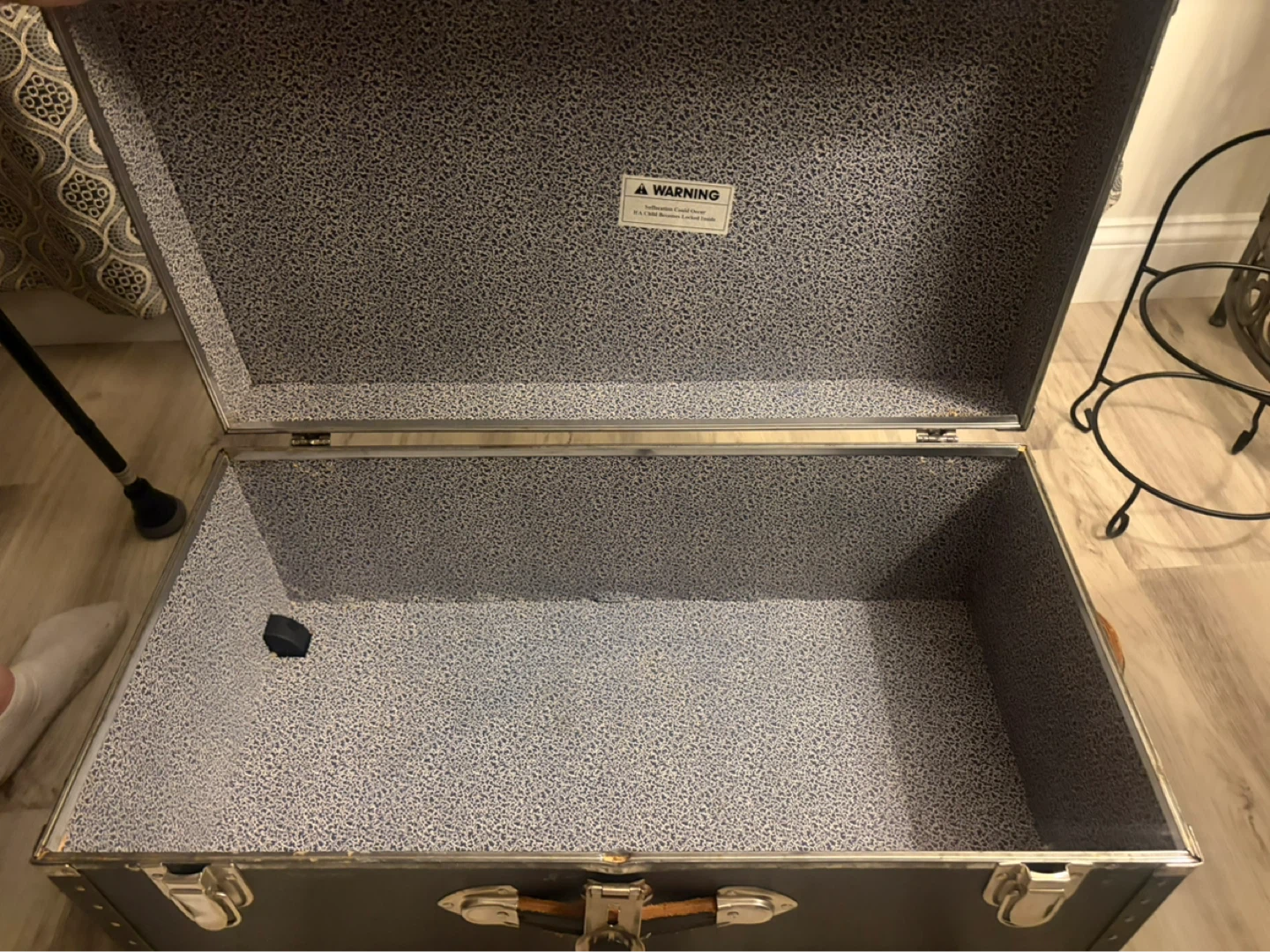 Vintage Black Trunk - photo 5
