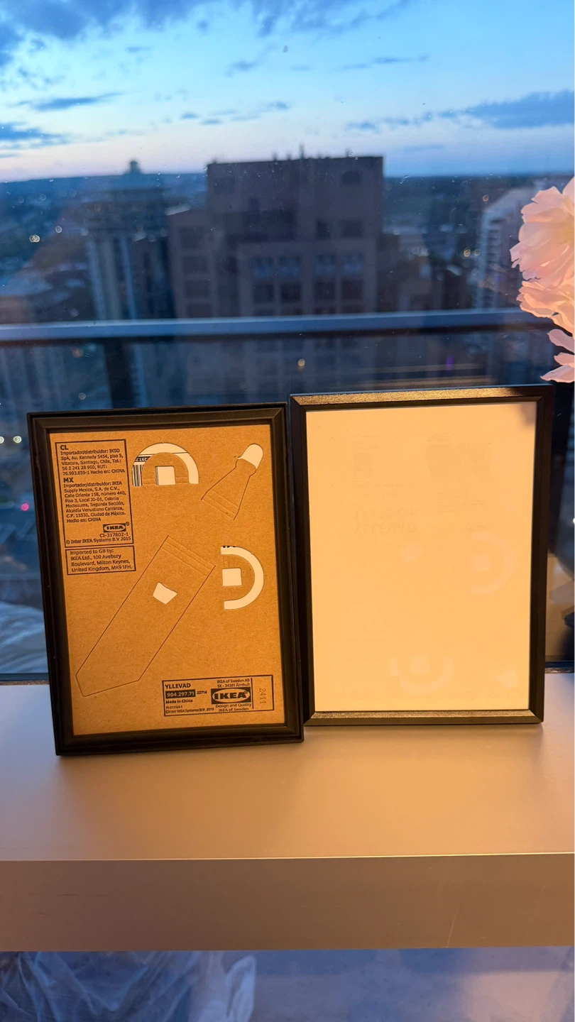 IKEA YLLEVAD Picture Frame
