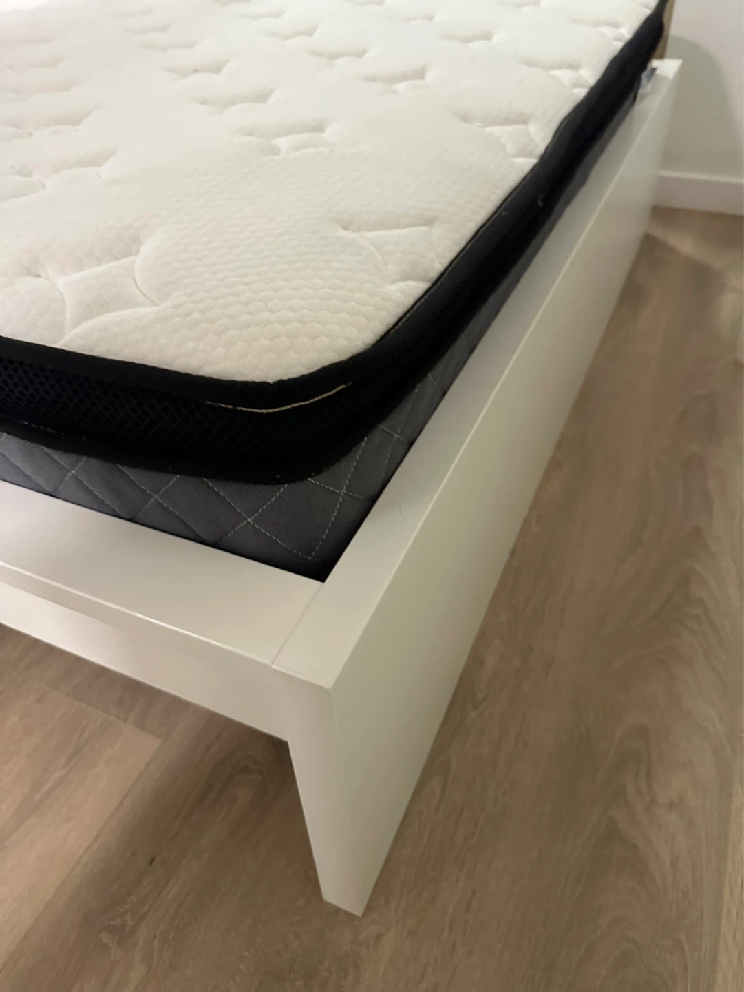 Ikea Queen bed frame * free delivery - photo 5